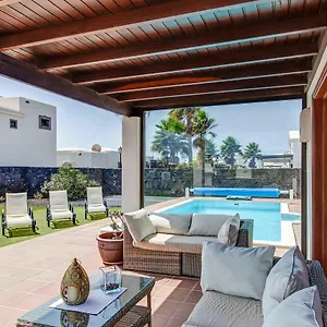 Hipoclub Villas, Zafiro 14 Villa